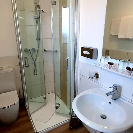 Sevda's Garni Weinforth Hotel 3*